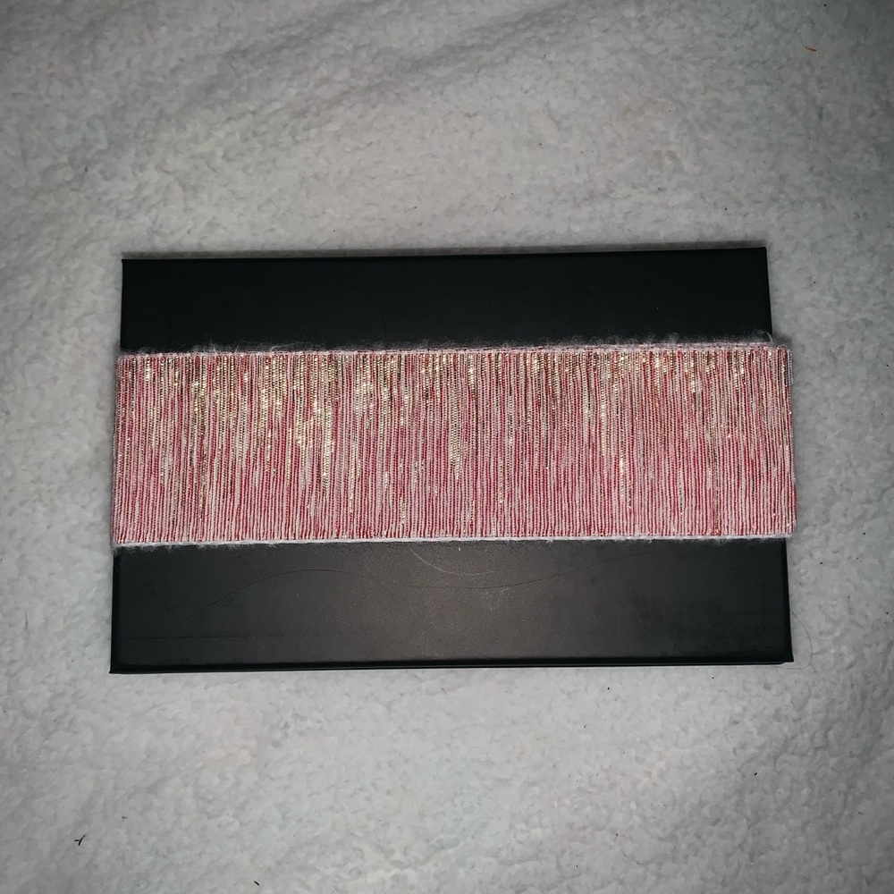 Chanel Gift Box - Picture 2 of 11